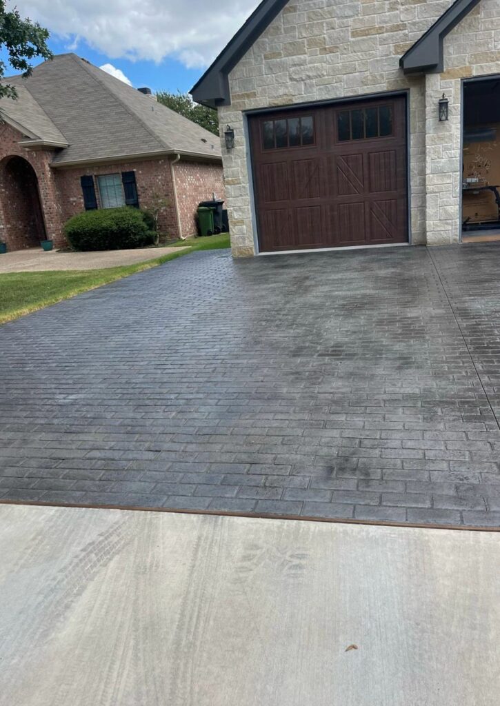 Driveways & Garage Floors